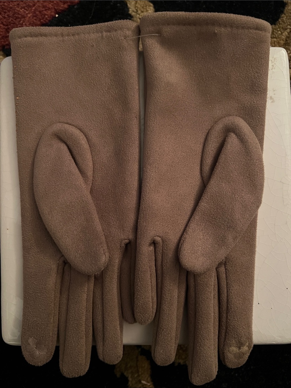 Arianna by Howard’s Brown Gloves with Copper Tone Crystal Embellishments OS - Picture 6 of 13